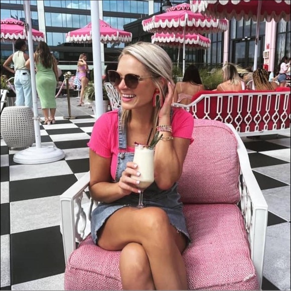 Hey yall, I’m Arielle. - Picture 1 of 3